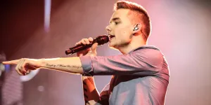 Mort de Liam Payne : le chanteur a “sauté du balcon” de sa chambre dans son hôtel à Buenos Aires