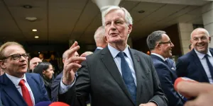 Michel Barnier : son rapport tout particulier avec "Les Bronzés font du ski" et "l’eau-de-vie"