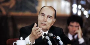 Si Mitterrand avait gagné en 1974, comment se serait déroulé l'entre-deux tours contre Chaban-Delmas ?