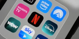 Rachat de Warner Bros. Discovery : Après Netflix, c’est la Paramount qui entre dans la danse et fait une offre plus élevée !