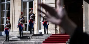 "On donne les clés du coffre aux cambrioleurs" : comment le SIG brade la souveraineté numérique française