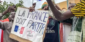 Coup d'Etat au Niger : on vous résume un mois de tensions entre la France et le régime militaire au pouvoir en six actes