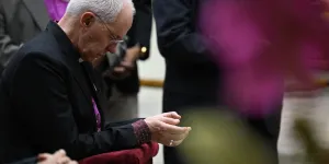 Démission historique de Justin Welby, chef de l'Église d'Angleterre, après un scandale d'abus étouffé