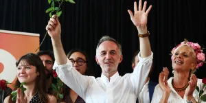 Municipales à Paris : Emmanuel Grégoire peut-il imiter Anne Hidalgo ?