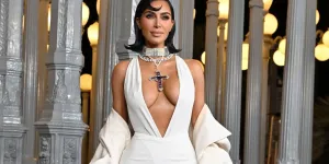 Kim Kardashian porte l'emblématique collier de la princesse Diana