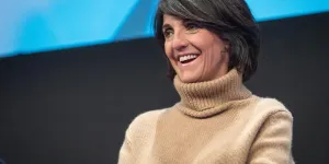 "Bordel de merde", Florence Foresti, victime de sexisme, s’emporte dans un documentaire signé Mélissa Theuriau