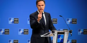 Que faire face aux incursions russes dans l'espace aérien de l'Otan ?