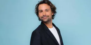 "Il continue à donner des leçons à la terre entière" : Bertrand Chameroy, ironise sur le maintien de Jean-Marc Morandini à l’antenne