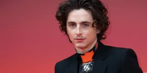 Timothée Chalamet : le bébé surprise, grande annonce de sa sœur Pauline en pleine Fashion Week de Paris