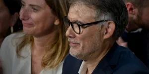 Les indiscrétions de "Marianne" : la "love story" d'Olivier Faure avec les écolos et les espoirs insoumis à Paris