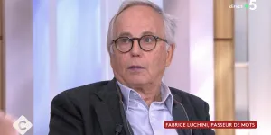 "Je suis addict à cette cochonnerie" : Fabrice Luchini fait un étonnant aveu dans C à vous