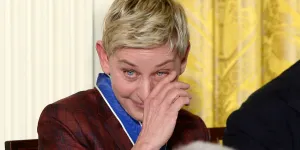 L’animatrice Ellen DeGeneres confie avoir suivi une thérapie après être devenue “la personne la plus détestée d'Amérique”