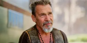 Florent Pagny en rémission de son cancer, sa fille s’exprime : « Il a cette épée de Damoclès au-dessus de la tête »