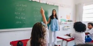 Les élèves nés en début d’année réussissent mieux à l’école selon une étude