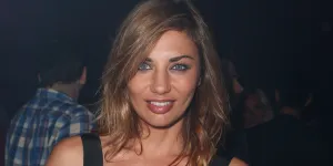 "Mon visage a changé..." : Ariane Brodier dévoile sa cicatrice pour la première fois après son agression