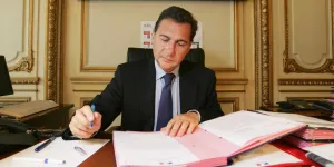 "Je suis retourné travailler dans le privé" : Éric Besson, la "transgression" et la traversée de Donzère