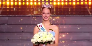 Miss France 2026, Hinaupoko Devèze, a déjà collaboré avec une star française actuellement en prison