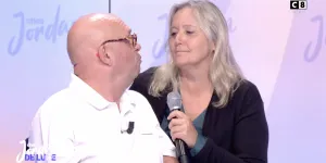 « Elle a pris mon bras le plus meurtri et lui a fait un bisou » : Philippe Croizon en larmes raconte sa première fois avec sa femme