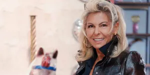 Affaire conclue - Caroline Margeridon en colère après le floutage de son collier en hébreu : "Je ne laisserai pas faire !"