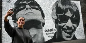 Oasis revient… et pourtant, le même groupe, s’il était apparu en 2024, n’aurait sans doute jamais percé !