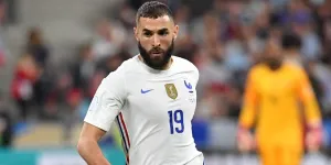 Karim Benzema de retour en équipe de France ? Pierre Ménès n'y croit pas : "Deschamps ne prendra jamais le risque de..."
