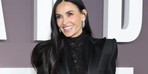 Demi Moore : tout en transparence et paillettes, elle joue la carte du glamour à la première de « Landman »