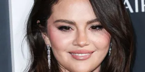 Selena Gomez : ses coiffures préférées pour styliser son nouveau carré