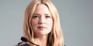 Virginie Efira soutient les Gilets Jaunes en plein JT de France 2 et anticipe les critiques : "On peut avoir un engagement qui dépasse sa condition"