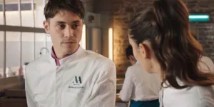 Ici tout commence : "Il pense qu’il est mort à cause de son coming out…" Le résumé du 19 novembre (SPOILERS)