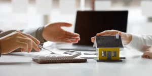 Ma minute finance : est-ce le moment de renégocier le taux de son emprunt immobilier ?