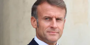 Cohabitation, dissolution, destitution… LFI, RN, LR, quel parti politique veut quoi ?