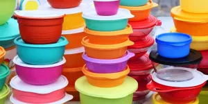 Fin de l'ère Tupperware : Quelles marques choisir pour remplacer vos boîtes de cuisine ?