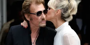 Johnny Hallyday : "Affreuse", "De mauvais goût", "Kitsch et ringard", sa statue dont personne ne voulait choque les fans