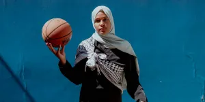 À Noisy-le-Sec, la douloureuse exclusion des basketteuses musulmanes voilées