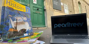 Les chercheurs sont formels : les manuels scolaires numériques "nuisent à la compréhension et la mémorisation"