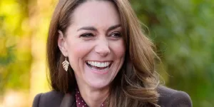 Kate Middleton : après l’arrêt de sa chimiothérapie, la princesse du style est de retour avec un look automnal inspirant