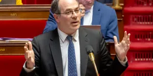 Droits de douane sur l'acier : "Il faut une plus grosse inflexion de l'Union européenne"
