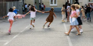 "Pour réduire les inégalités, rien de mieux que d’empêcher tous les enfants de faire du sport..."