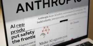 Anthropic : Donald Trump ordonne à son administration de « cesser immédiatement » d’utiliser l’intelligence artificielle de la start-up