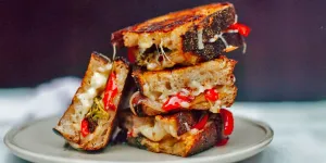 Croque-monsieur au brocoli et poivron