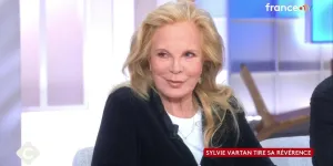 Sylvie Vartan en larmes dans C à vous au côté de son fils David Hallyday : la séquence inattendue