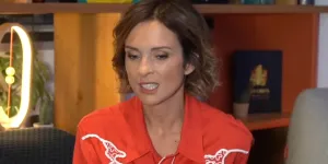 Isabelle Ithurburu se remémore son passage dans Nouvelle Star : "Je ne chante pas très bien..."