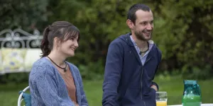 L'amour est dans le pré : Florian victime d'un accident de voiture, Lola donne de ses nouvelles