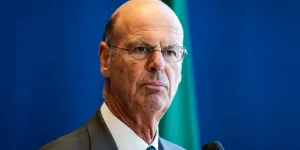 Éric Lombard ou l'art de ne froisser personne