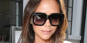 En body ultra sexy, Victoria Beckham dévoile une chevelure XXL