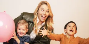 "Ça m'a transpercée" : Santa bouleversée par cette confidence inattendue d'un enfant lors du Téléthon