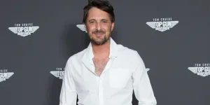 Affaire Vincent Cerutti : Six mois de prison avec sursis requis contre l’ex-animateur pour avoir mordu les fesses d’une ancienne collègue