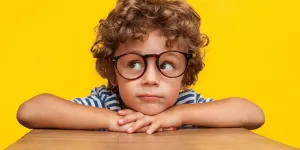 Mon enfant refuse de porter ses lunettes : 3 idées à tester