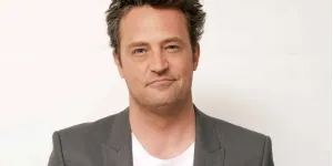 Procès autour de la mort de Matthew Perry, jusqu’à 15 ans de prison pour son assistant personnel auteur de la dose mortelle