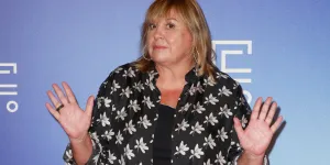 “C’était moi la femme idéale, on se demande pourquoi il s’est barré !” : Michèle Bernier tacle son ex-mari, Bruno Gaccio